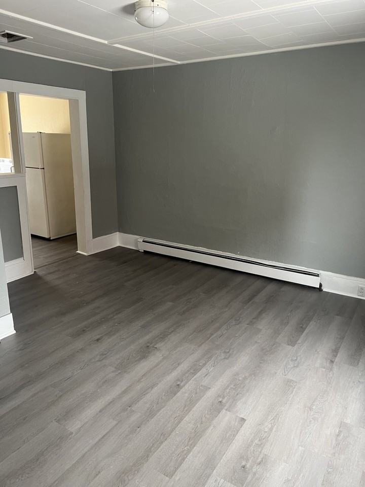 269 North Main St - Photo 3 of 10