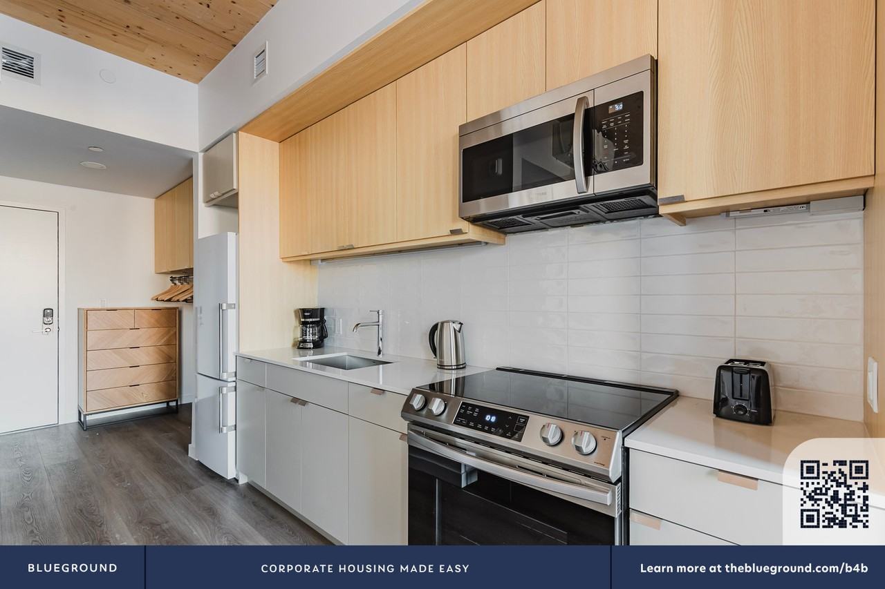 154 Broadway #1105 - Photo 5 of 27