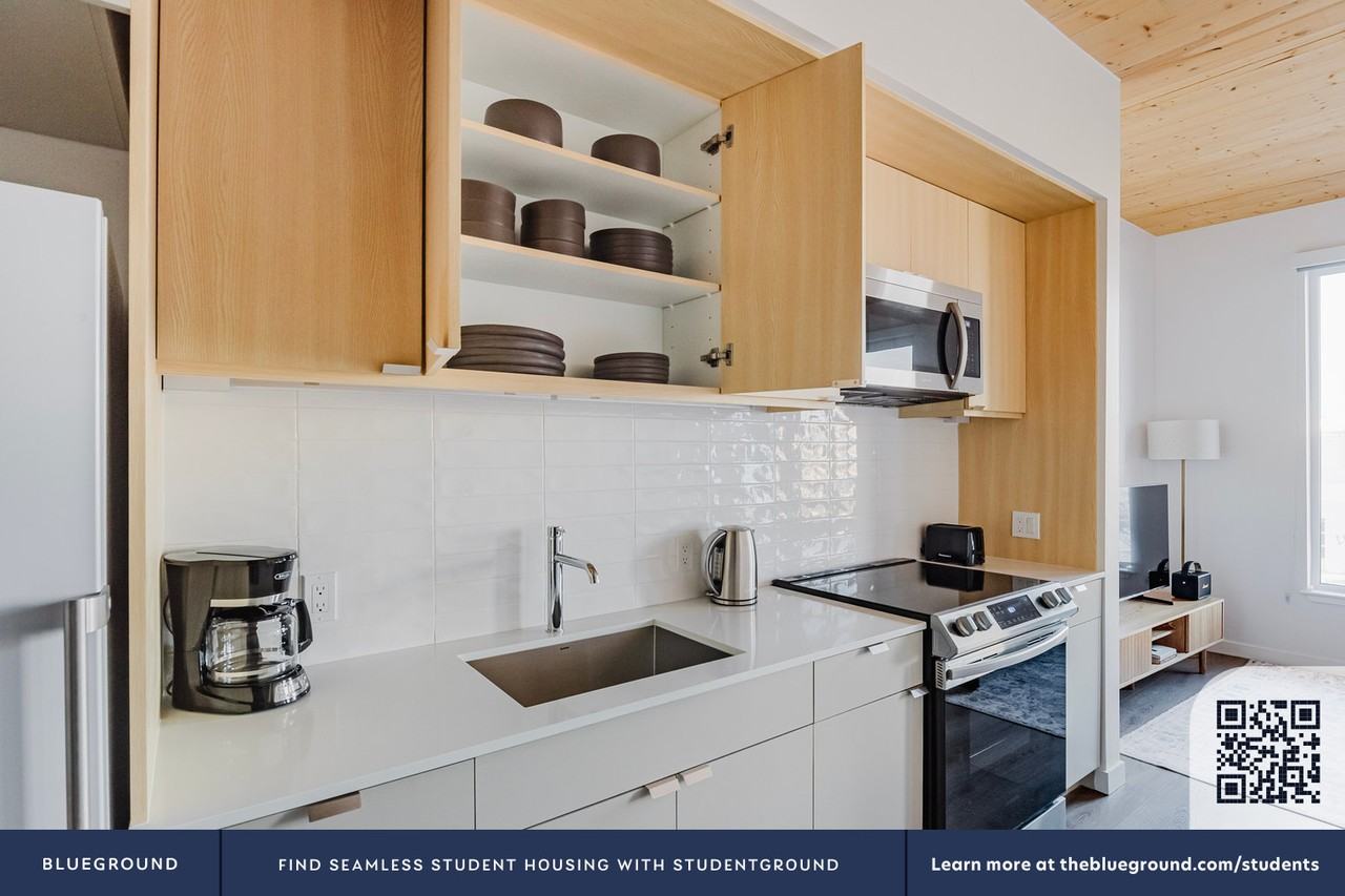154 Broadway #1105 - Photo 6 of 27
