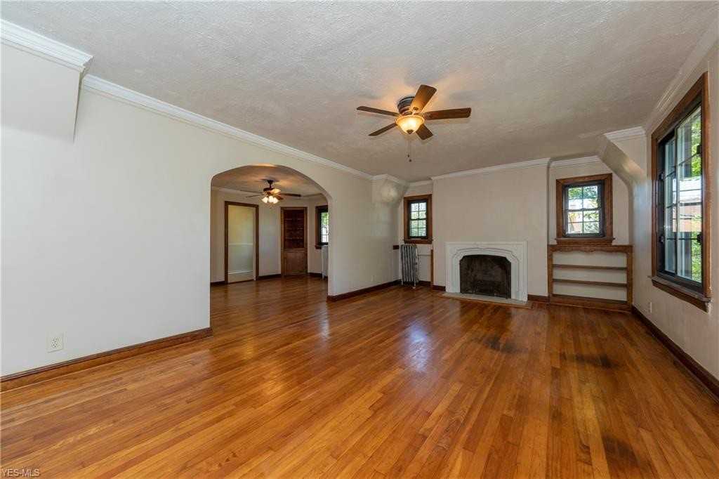 17920 Winslow Rd #2 - Photo 2 of 13