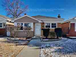 featured image of 4535 Cracow Ave