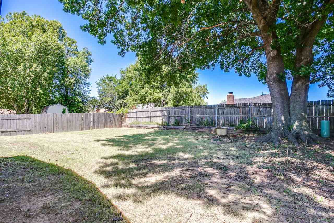 1521 E Main St #NA - Photo 4 of 19