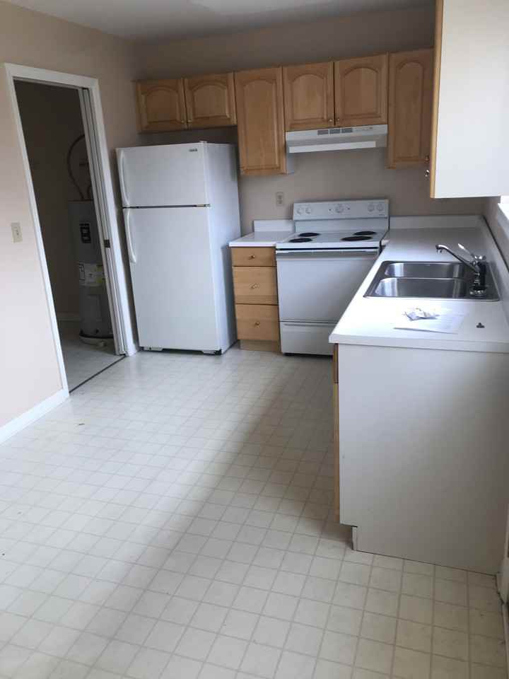 220 Pepperhill Dr #1 - Photo 4 of 13