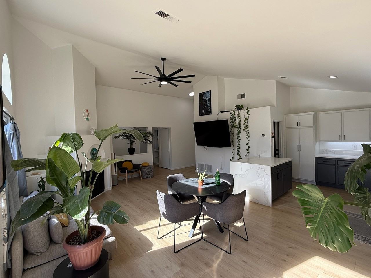 1800 E Newgrove St #NA - Photo 4 of 35