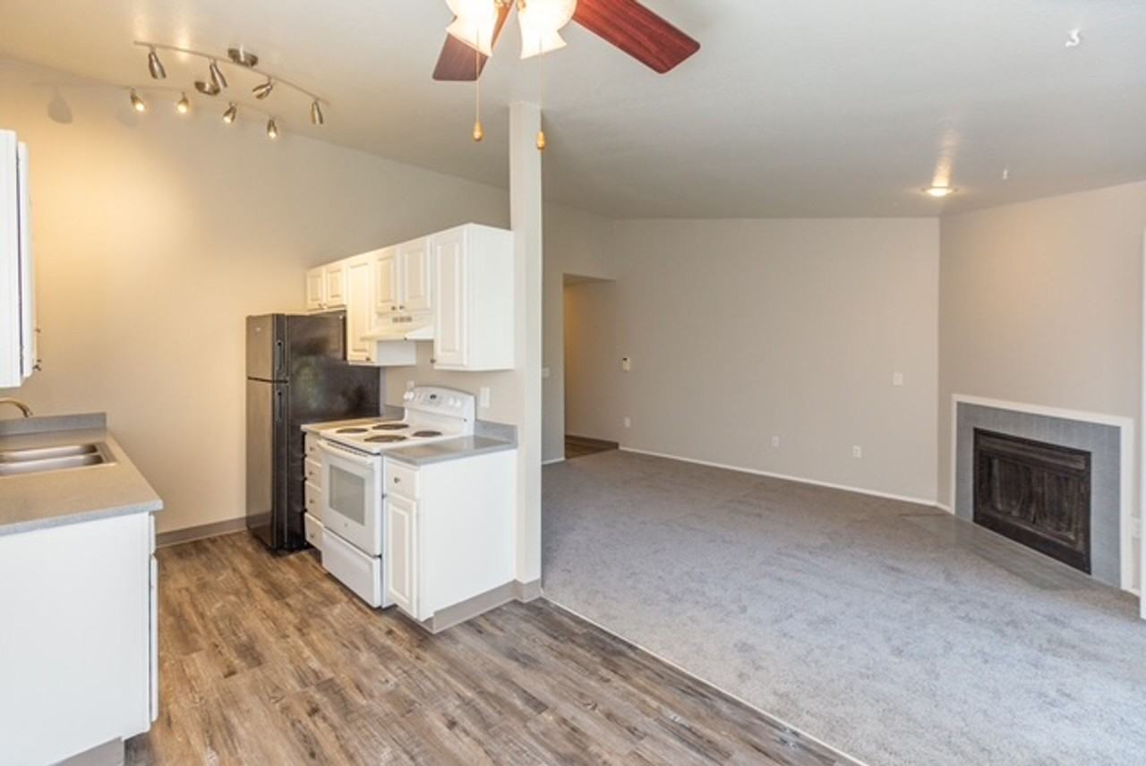 WELCOME TO AEROHAVEN! - Photo 2 of 36