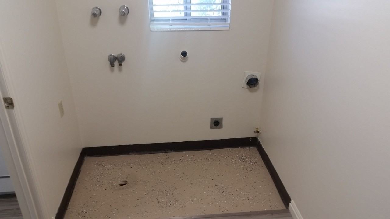 Rosewood Condos - Photo 2 of 2