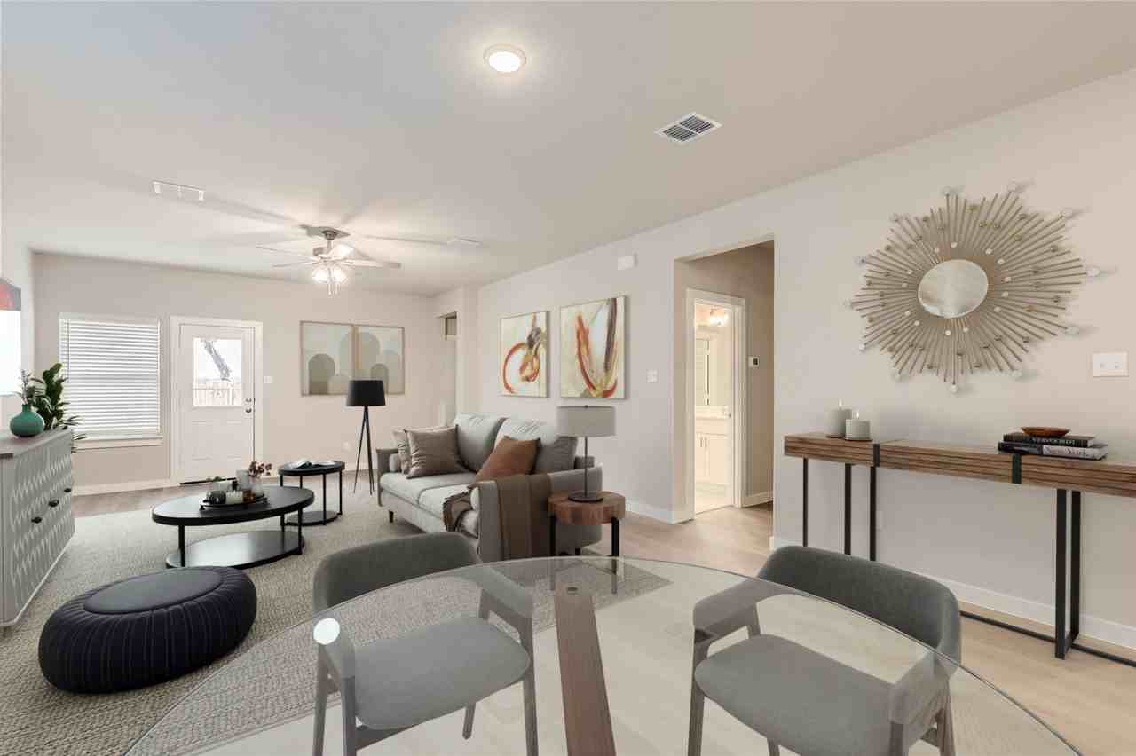 511 Warm Saffina Ln - Photo 5 of 12