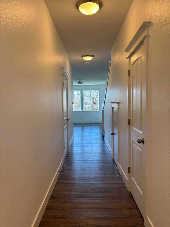 1805 North Daniel Drive - Photo 3 of 32