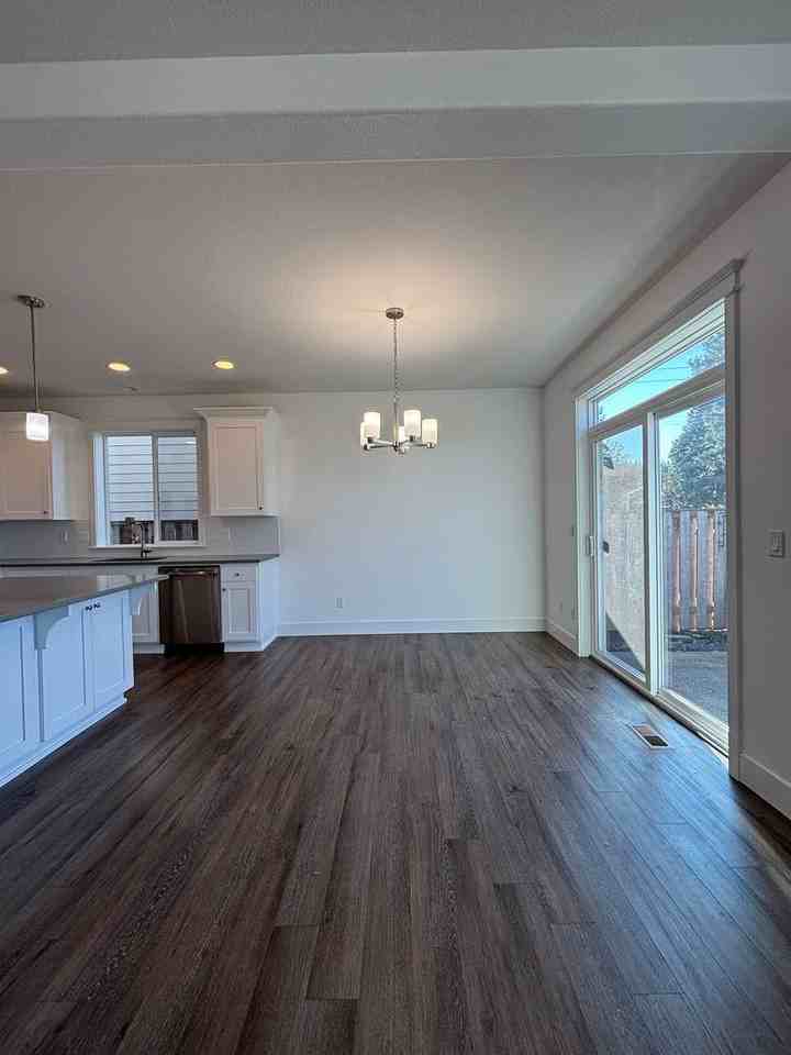 1805 North Daniel Drive - Photo 7 of 32