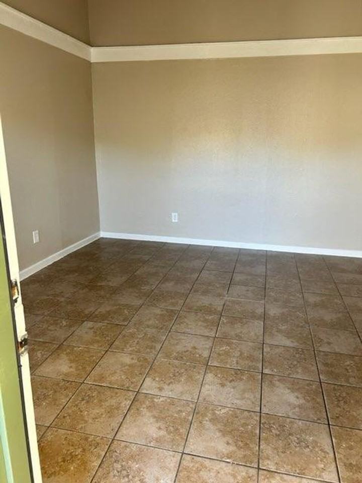 Crossway Apartments - Photo 2 of 45