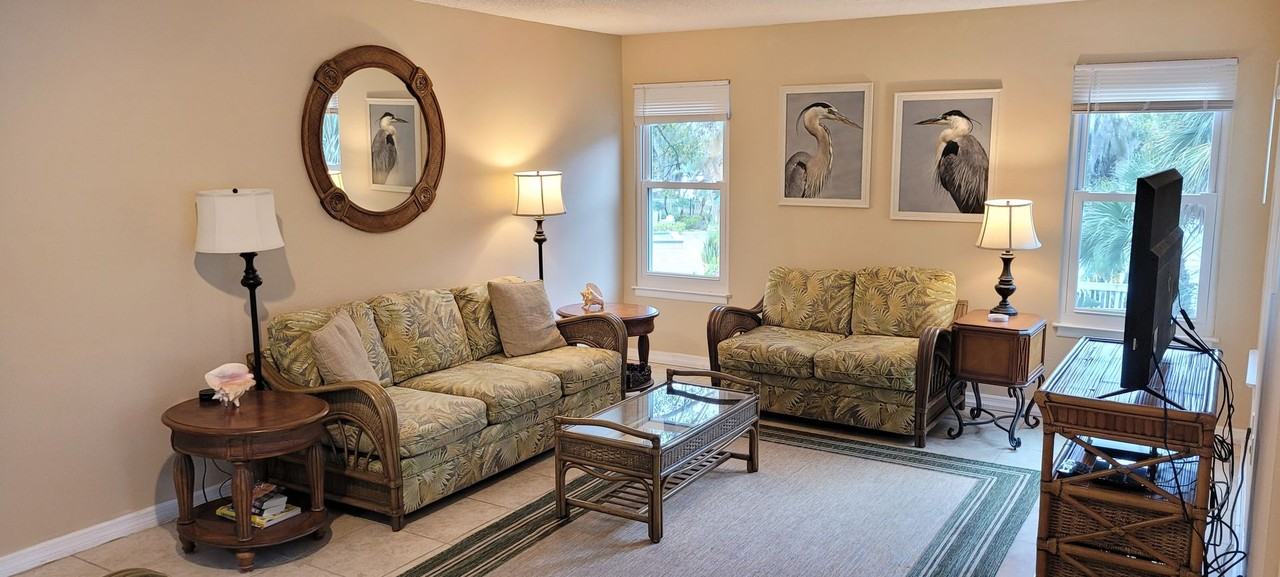 225 S Tropical Trl - Photo 5 of 47