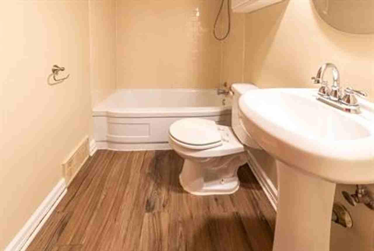 1638 E Madison St - Photo 7 of 11
