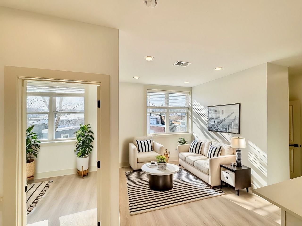 1802 11th Street, NW - Photo 3 of 37