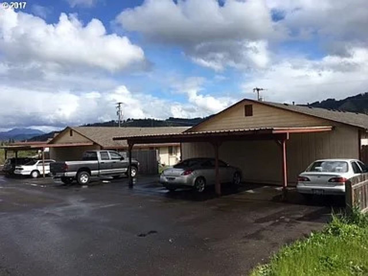 400, 402, 406, 408, 410 & 412 W. Second Ave - Photo 2 of 9