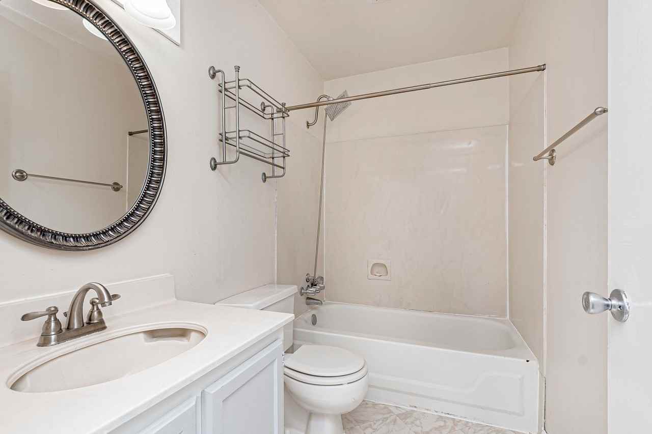 15848 Maison Orleans Ct - Photo 4 of 11