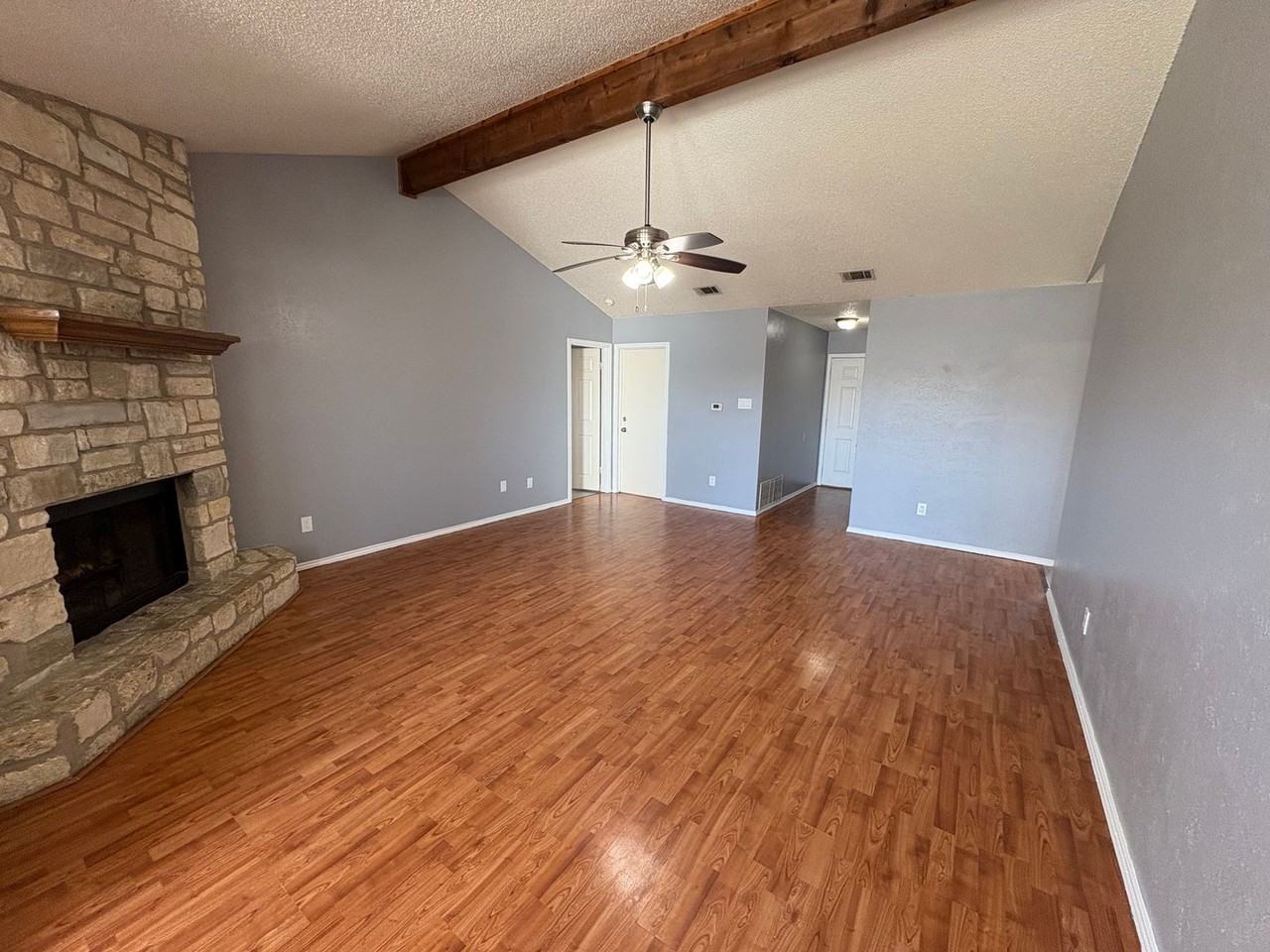 1003 Tamra Cv - Photo 2 of 24