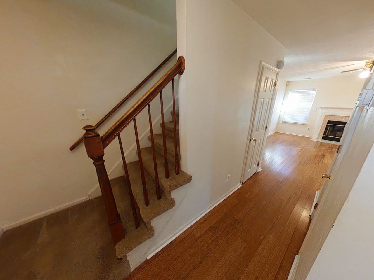 213 Rivers Ridge Cir - Photo 2 of 27
