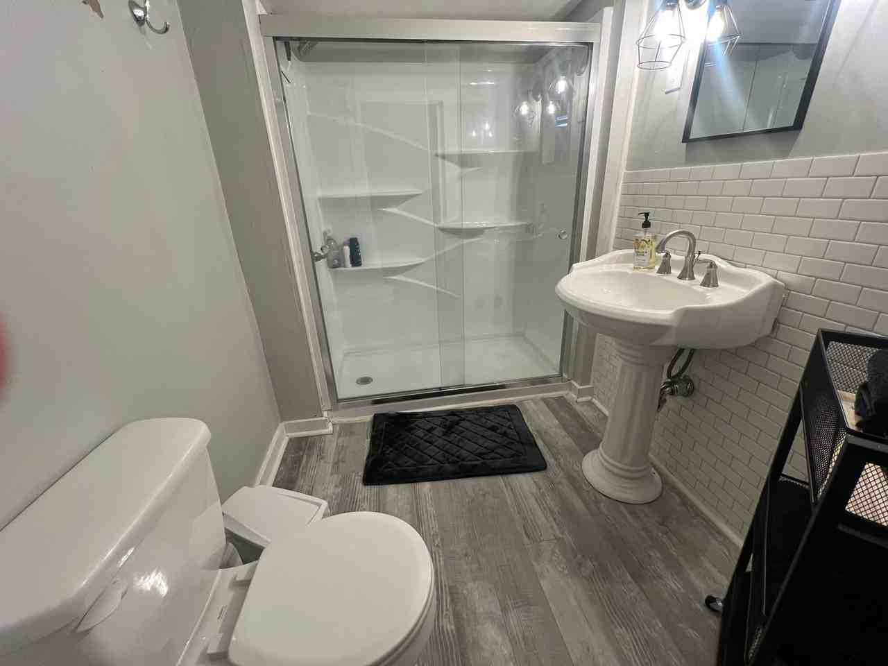 519 S Madison St - Photo 4 of 30