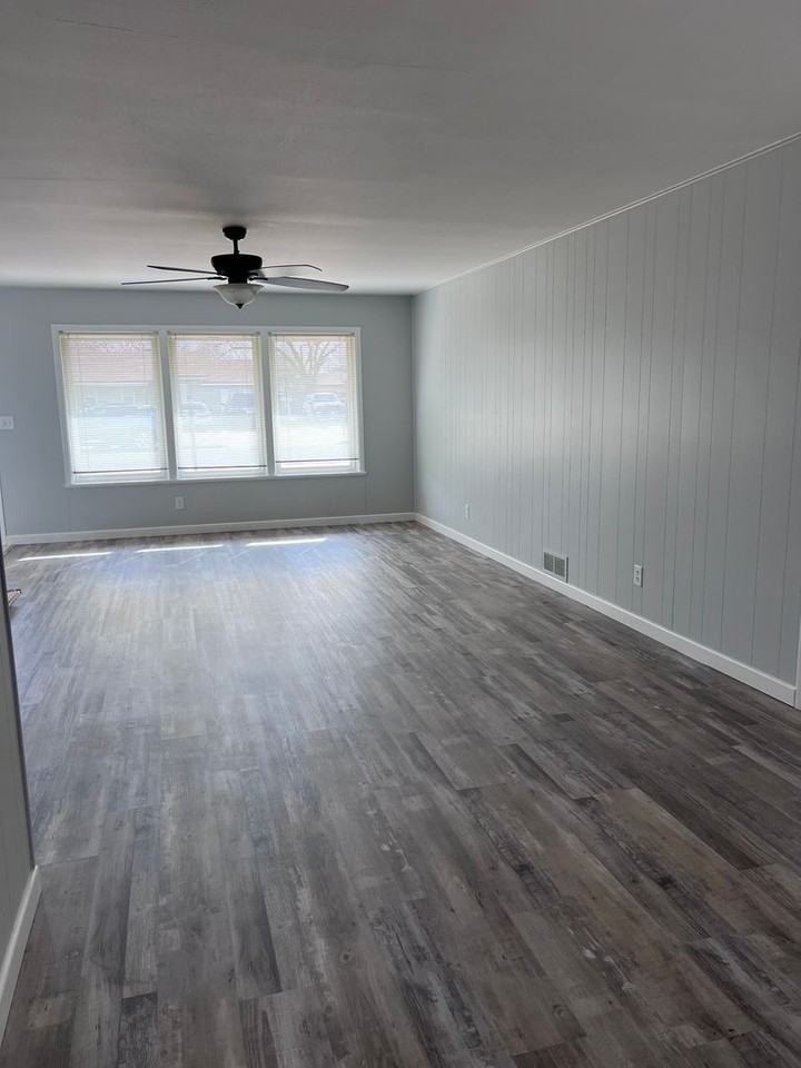 3806 35th St - Photo 4 of 15