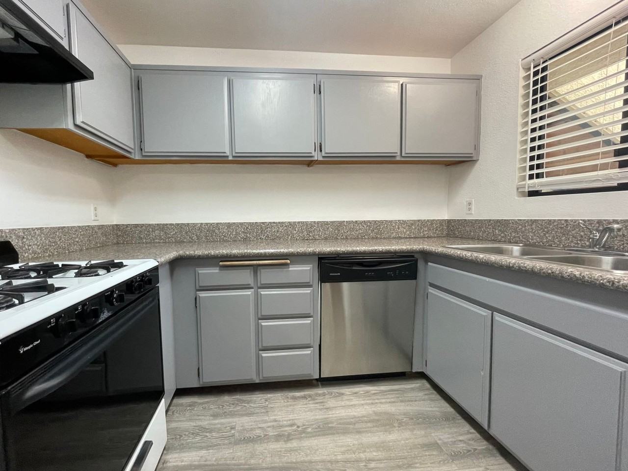 8331 Vineyard Ave #1 - Photo 3 of 7