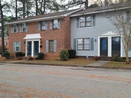featured image of 1704 Devonwood Dr