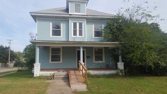 1100 S Dewey Ave - Photo 1 of 1