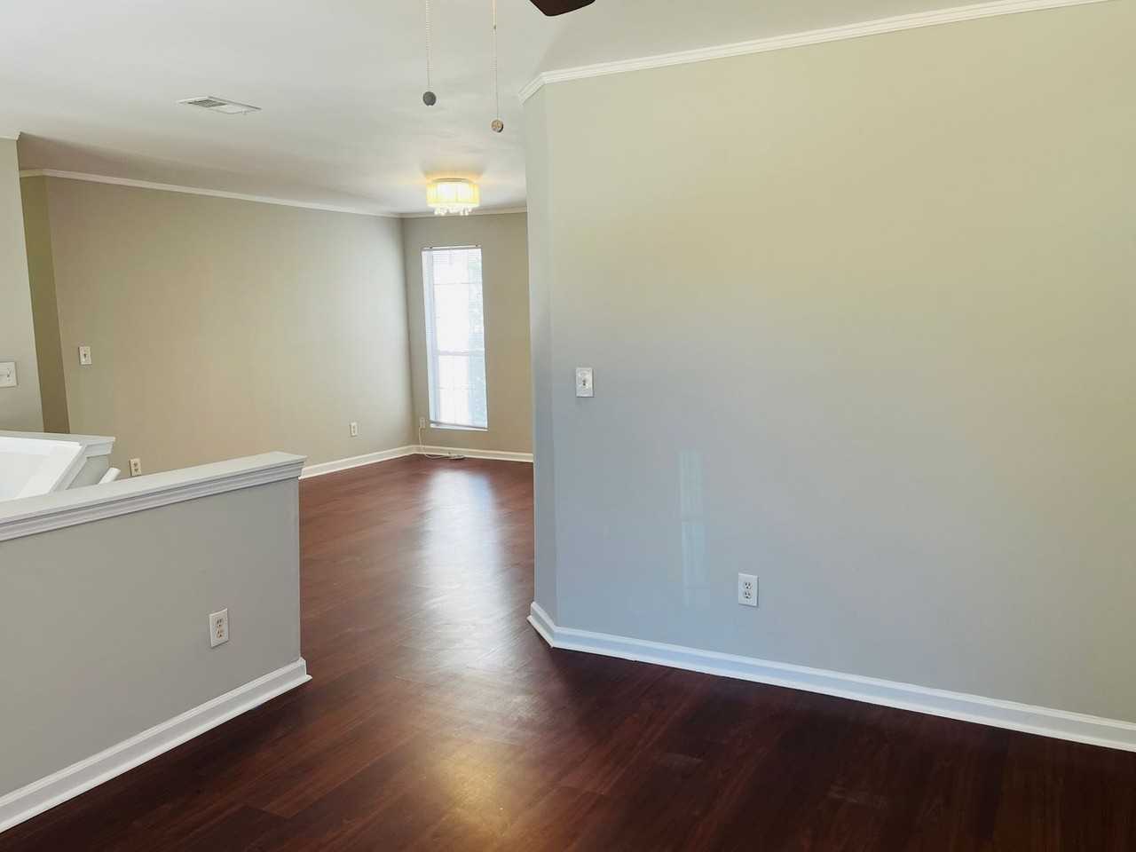 5612 Feldwood Rd - Photo 5 of 45