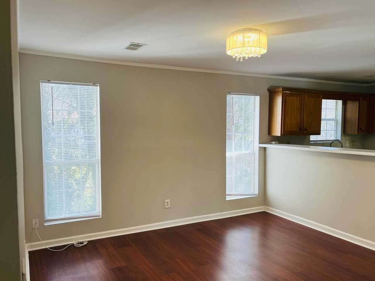 5612 Feldwood Rd - Photo 7 of 45