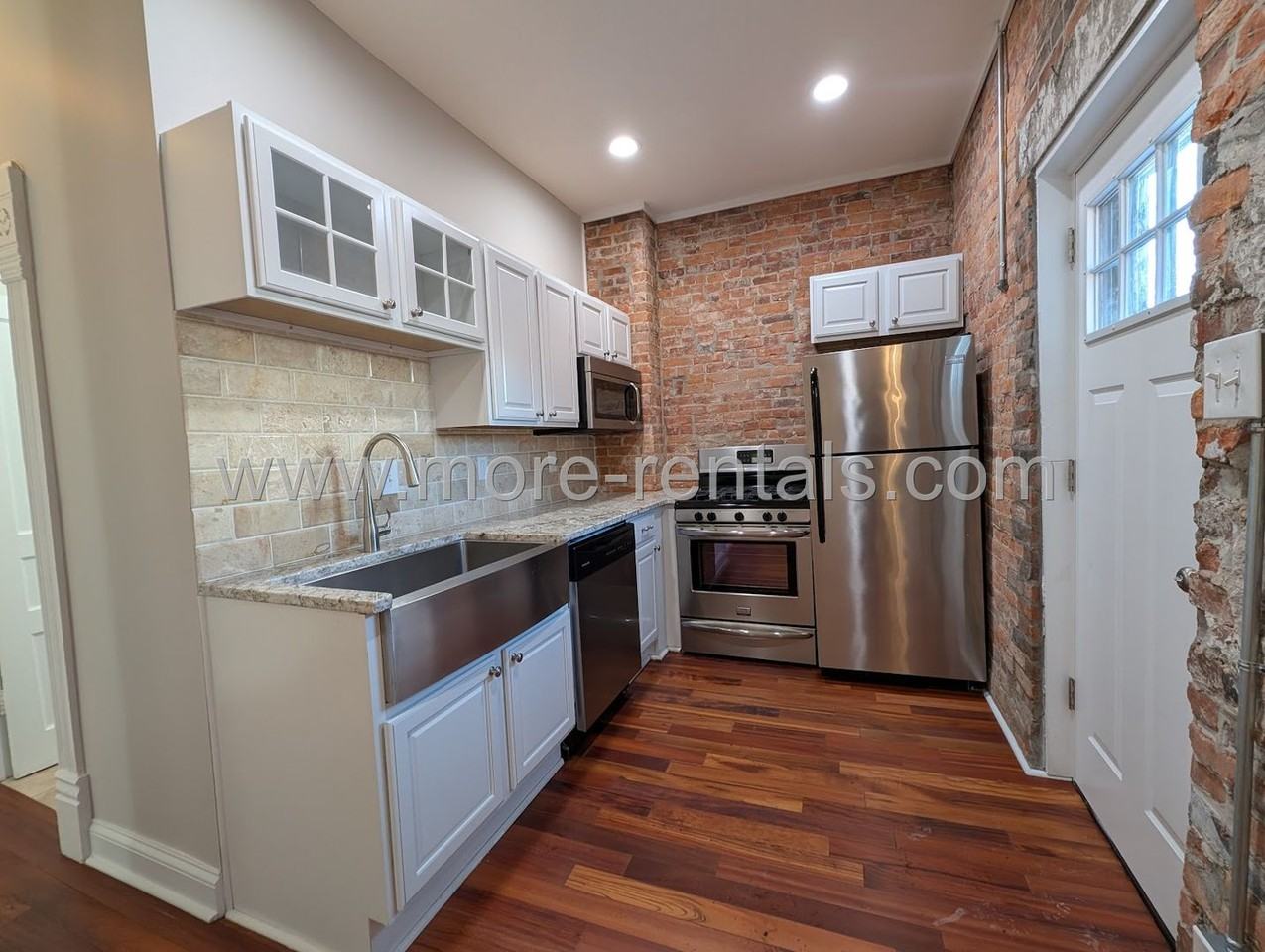 48 Clark Pl - Photo 6 of 15
