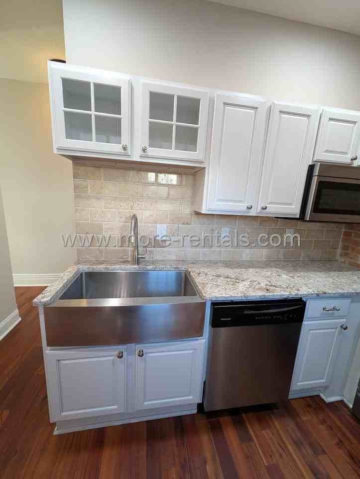 48 Clark Pl - Photo 7 of 15