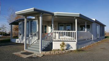 featured image of 1079 8th Ave