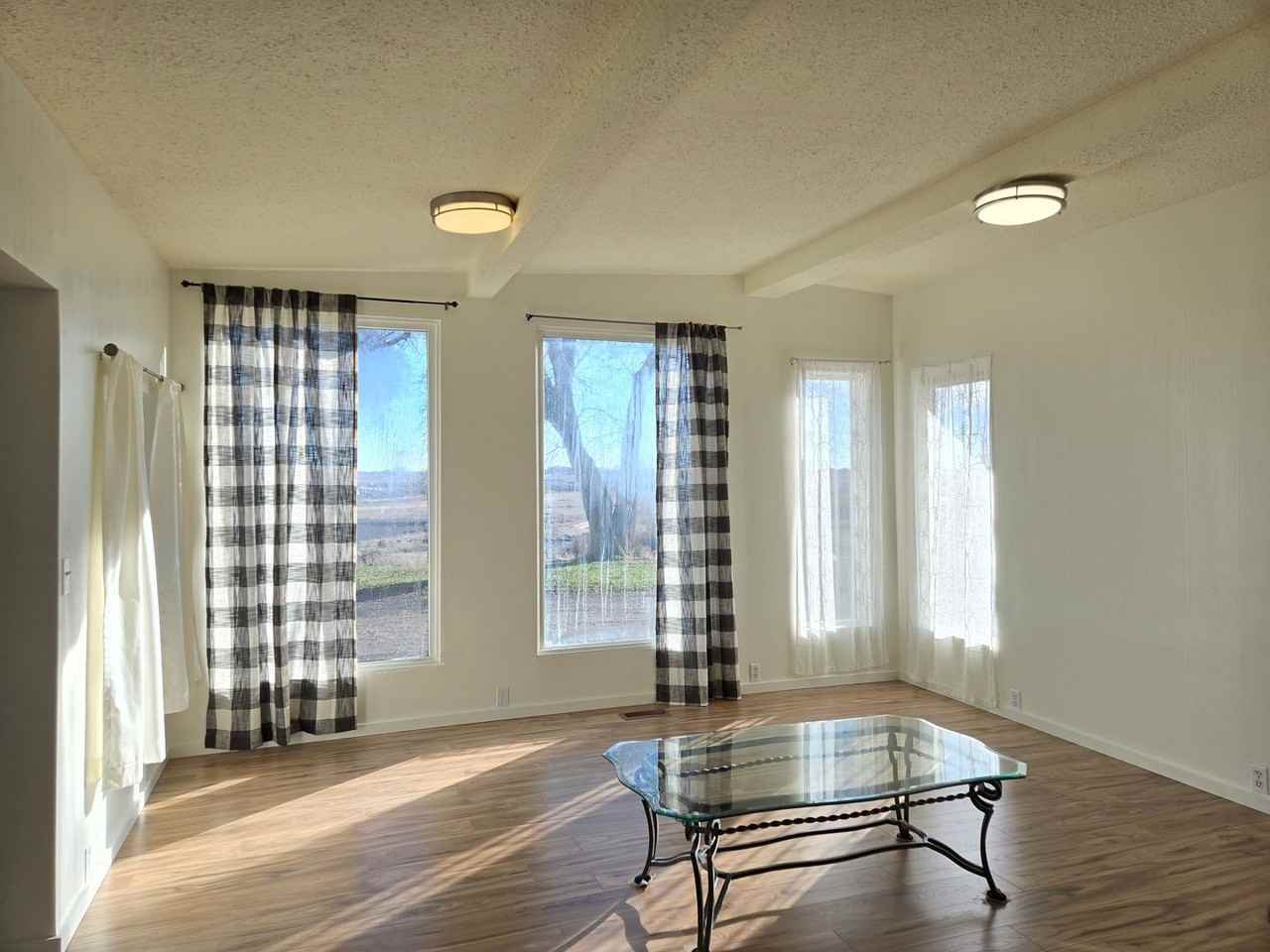 1079 8th Ave - Photo 6 of 26