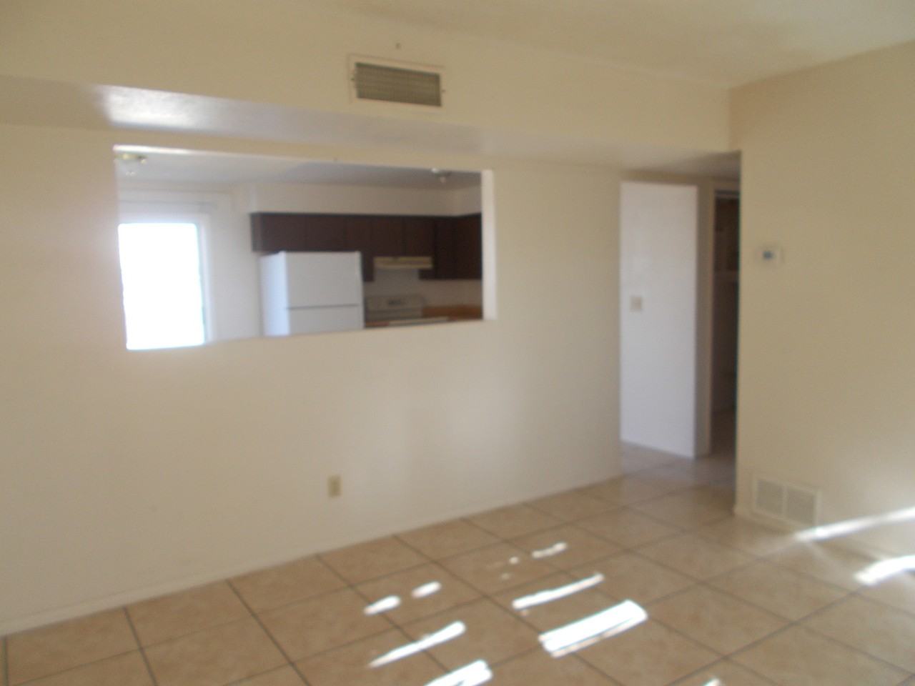 861 Catalina Dr - Photo 4 of 15