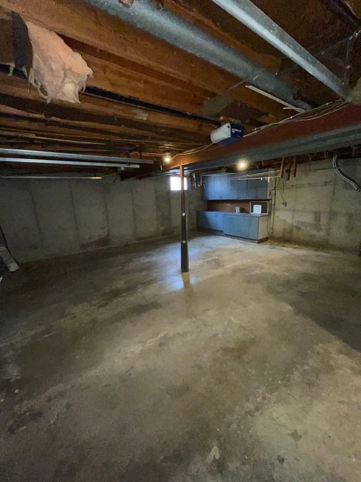 305 Sw Ensley Ln - Photo 2 of 5