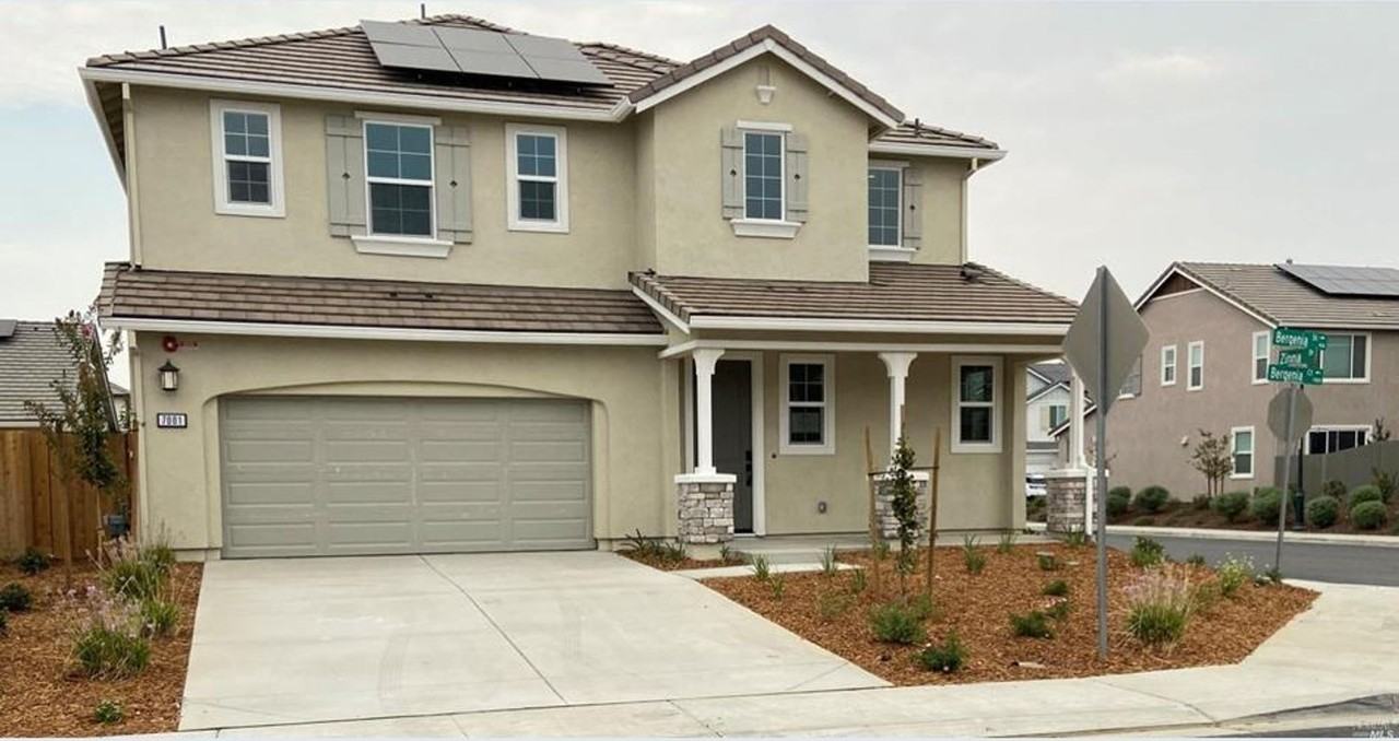 7001 Bergenia Ct - Photo 2 of 17