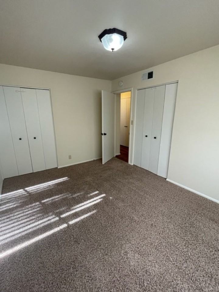 509 Yale Dr - Photo 7 of 14