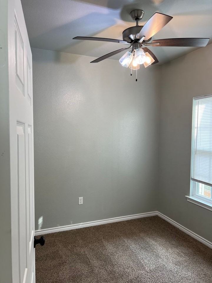 113 Village North Cir - Photo 7 of 13