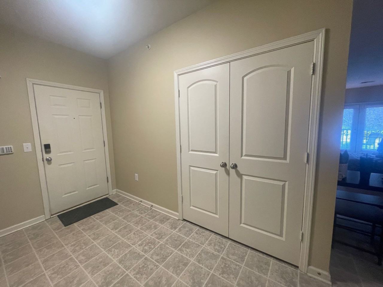 190 Eli Hartley Dr - Photo 2 of 19