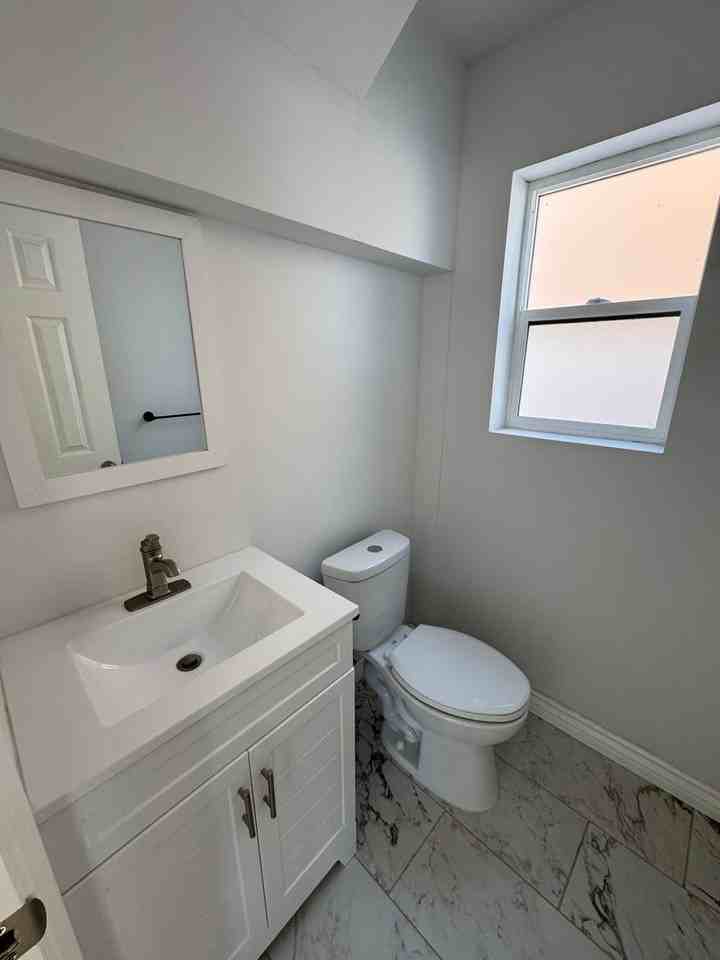 1255 Marline Ave - Photo 7 of 19