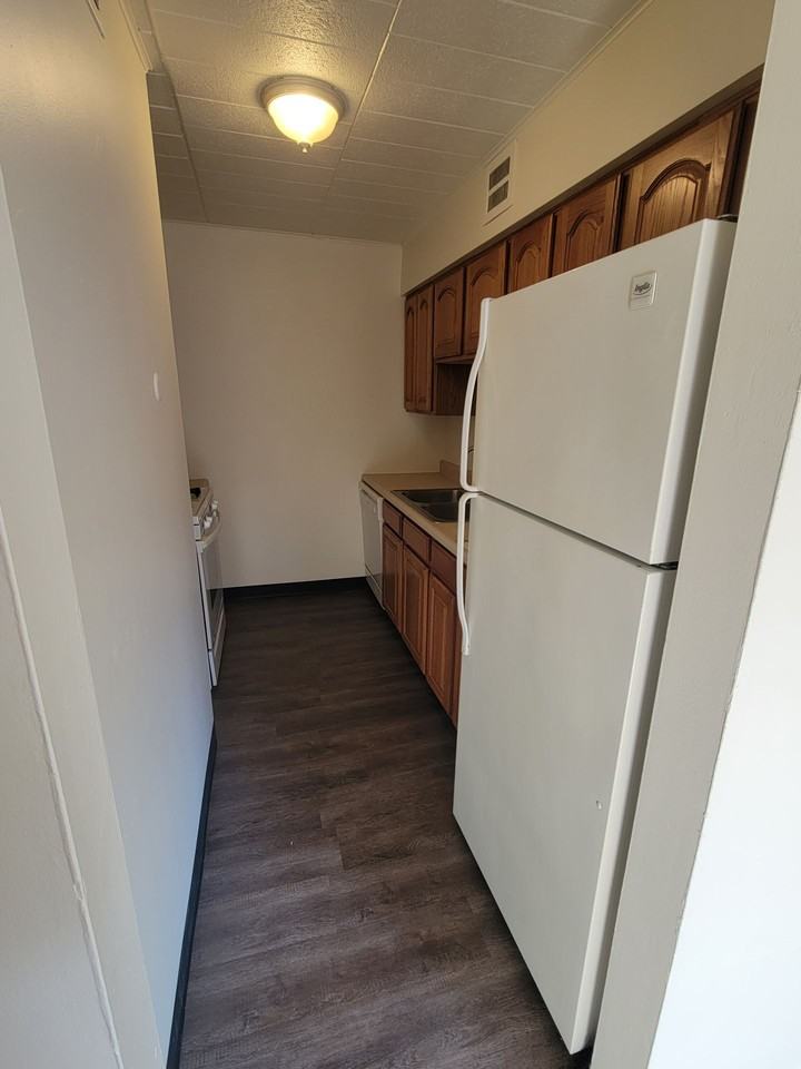 Crafton Apartments - Photo 2 of 14