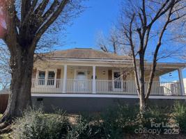 featured image of 15 1st St #1