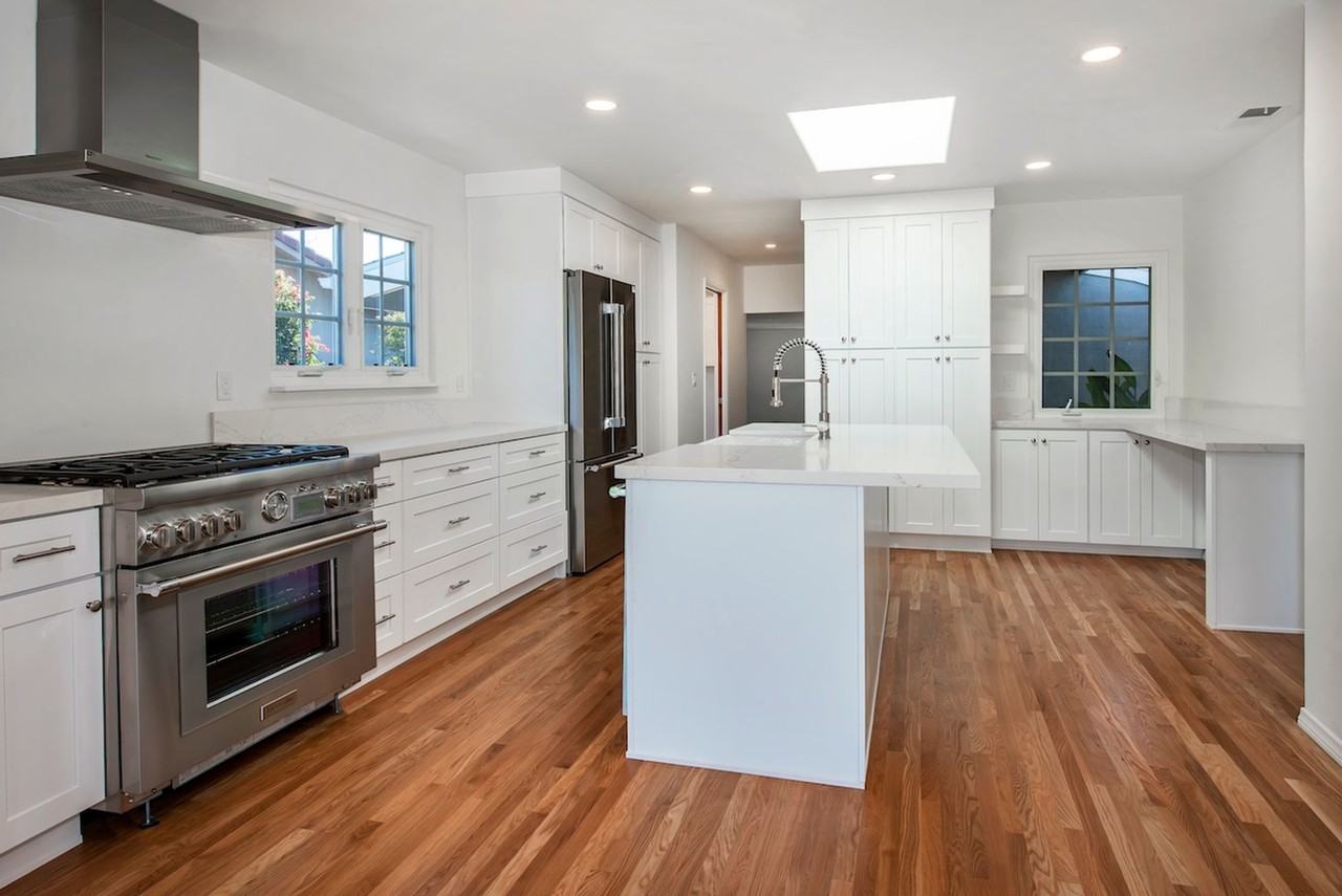 1746 La Coronilla Dr - Photo 3 of 25