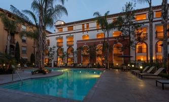 featured image of 7225 Crescent Park W