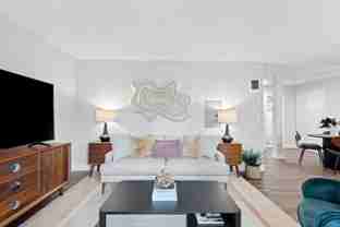 5353 Baltimore Dr - Photo 1 of 1