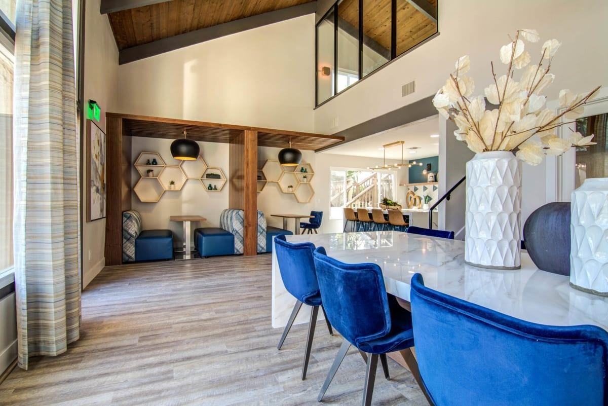 5353 Baltimore Dr - Photo 4 of 33