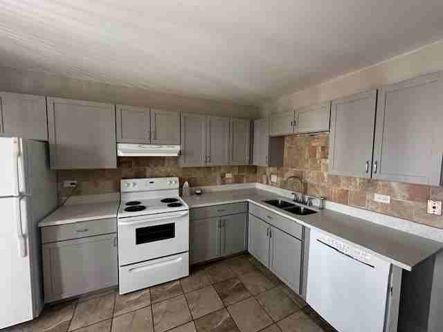 8331 Woodland Dr - Photo 3 of 8