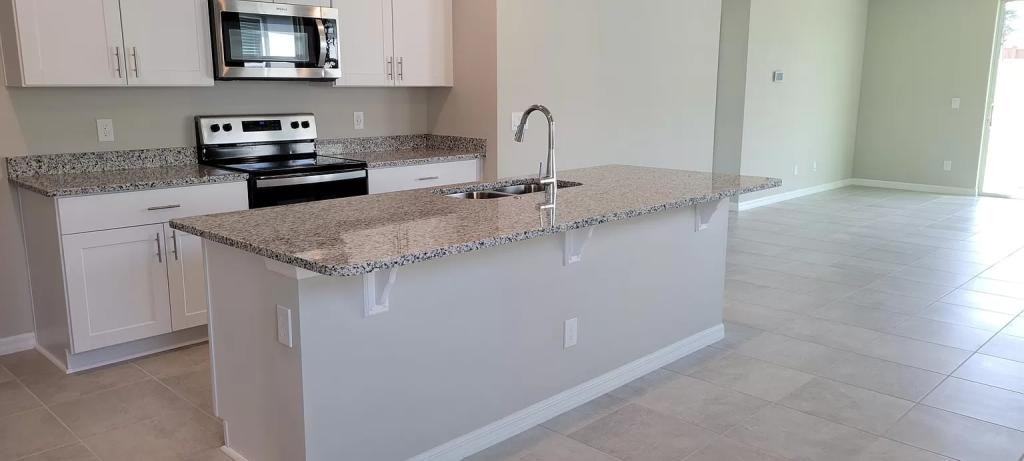 3272 Bella Vista Dr - Photo 4 of 19