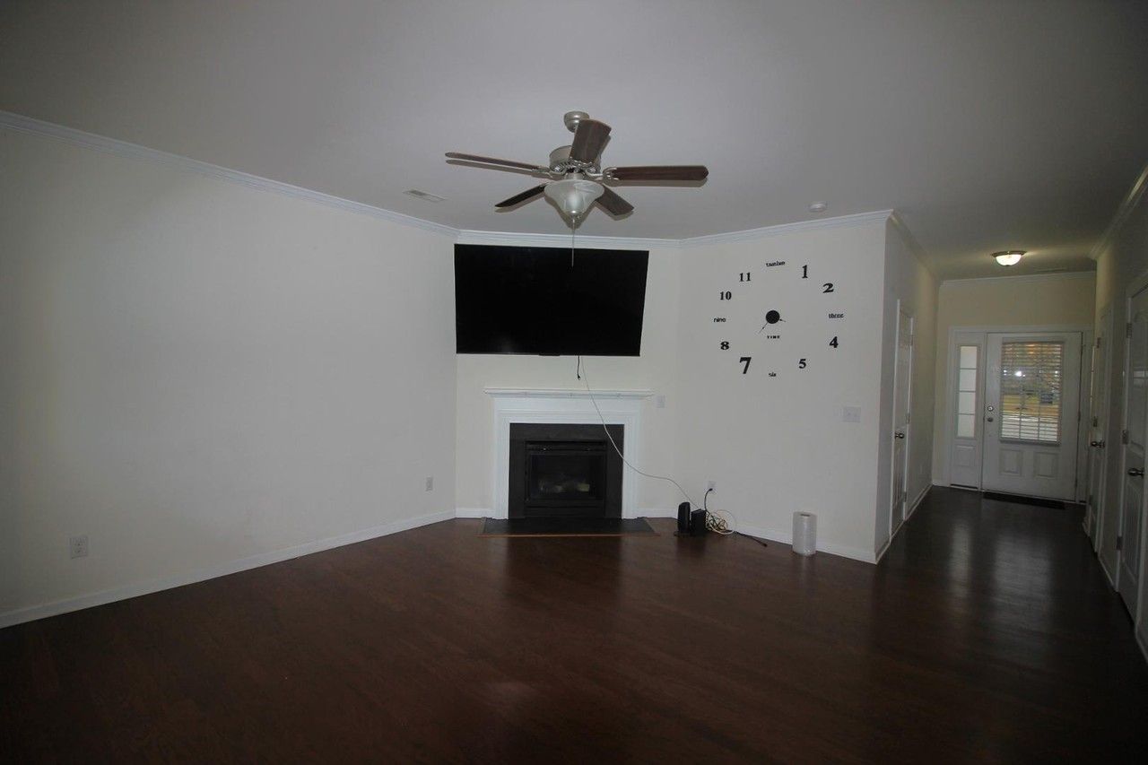 1025 Havenbrook Dr - Photo 3 of 21
