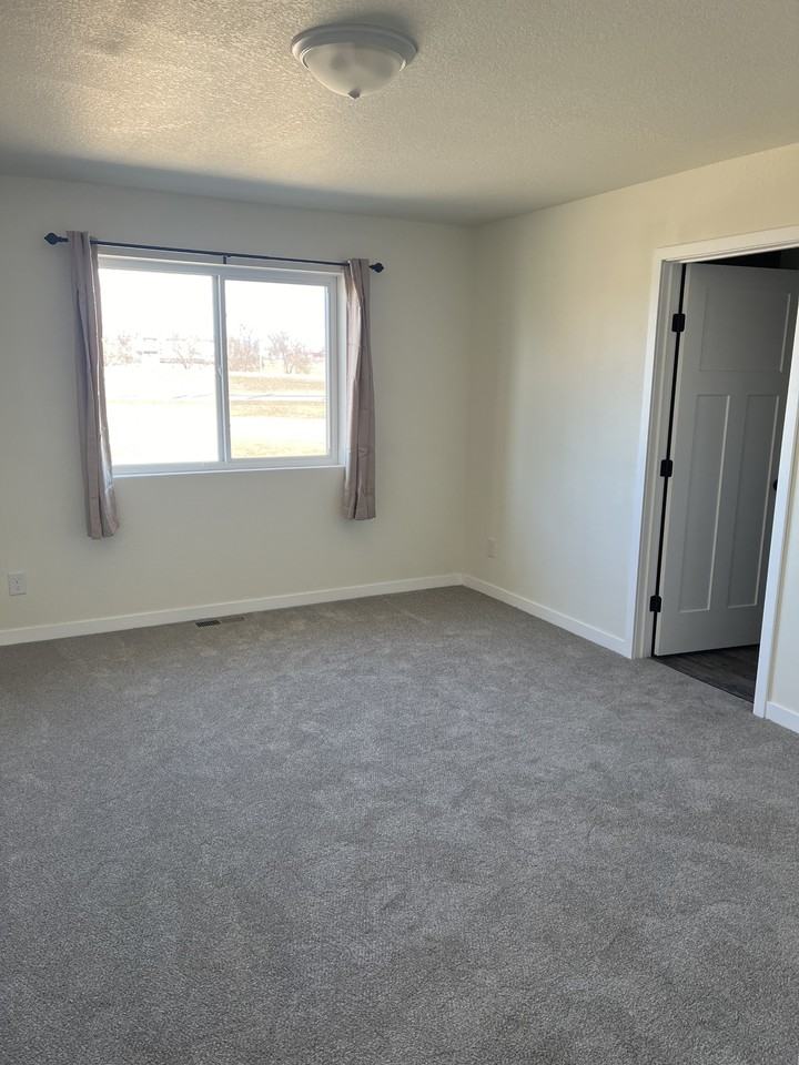 500 County Road 21 S - Photo 3 of 4