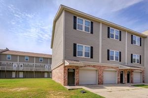 featured image of 611 Peach St